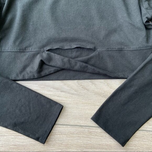 Victoria’s Secret  Sport Twist Crop Top - Picture 3 of 10